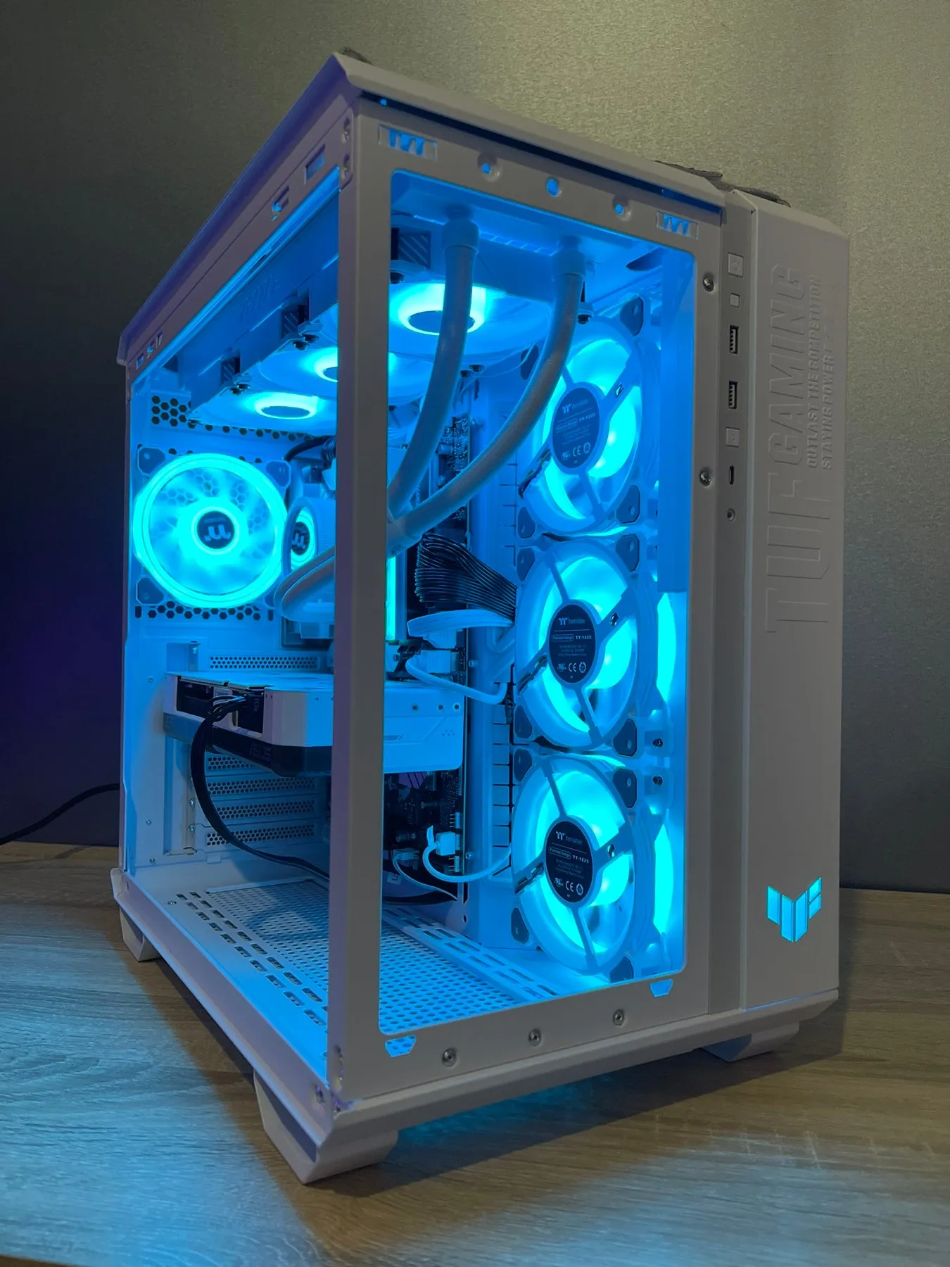 Asus TUF PC Case GT502 White