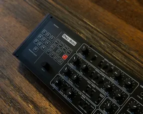 Behringer PRO800 w/ Original Box & PSU
