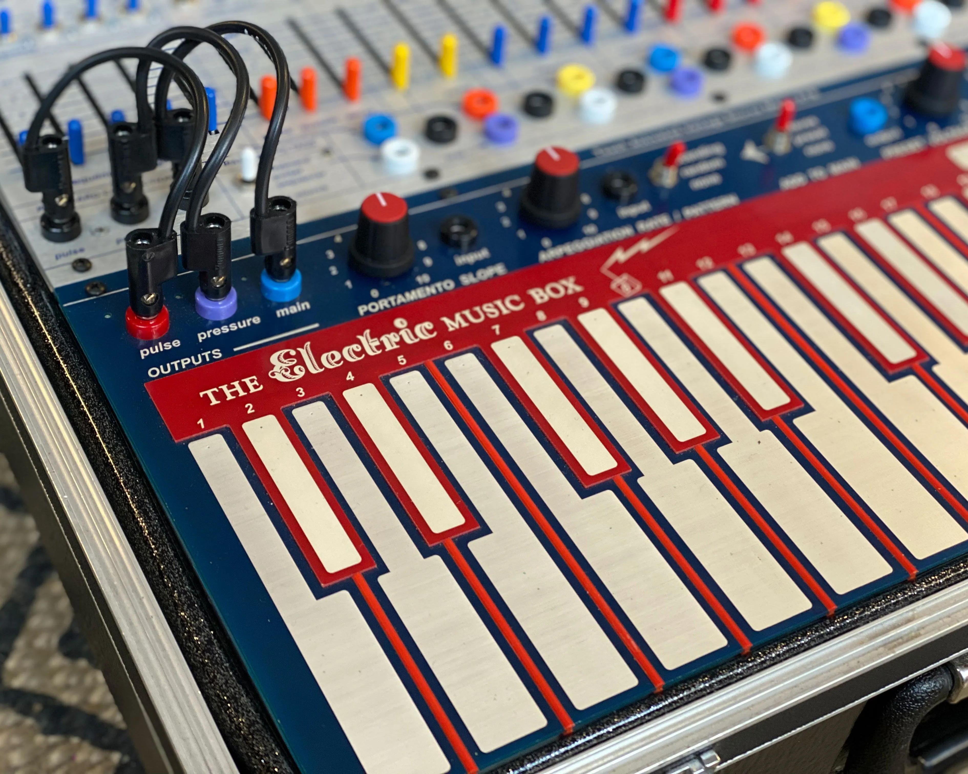 Buchla Music Easel BEMI