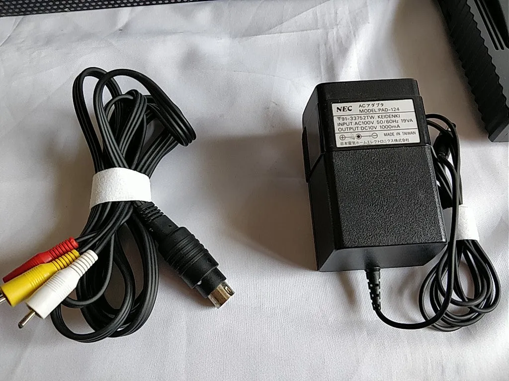 Defective NEC PC Engine DUO Console (TurboDUO PI-TG8),Pad,PSU,Boxed set-b320-