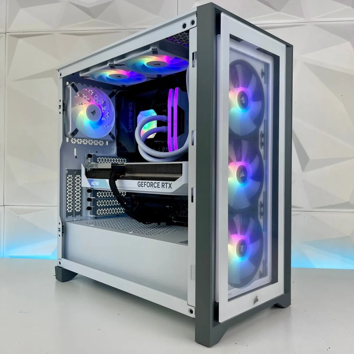 IGaming Core i7 14700KF | RTX 4070/4070 Ti | 32GB DDR5 Corsair Capellix Pro