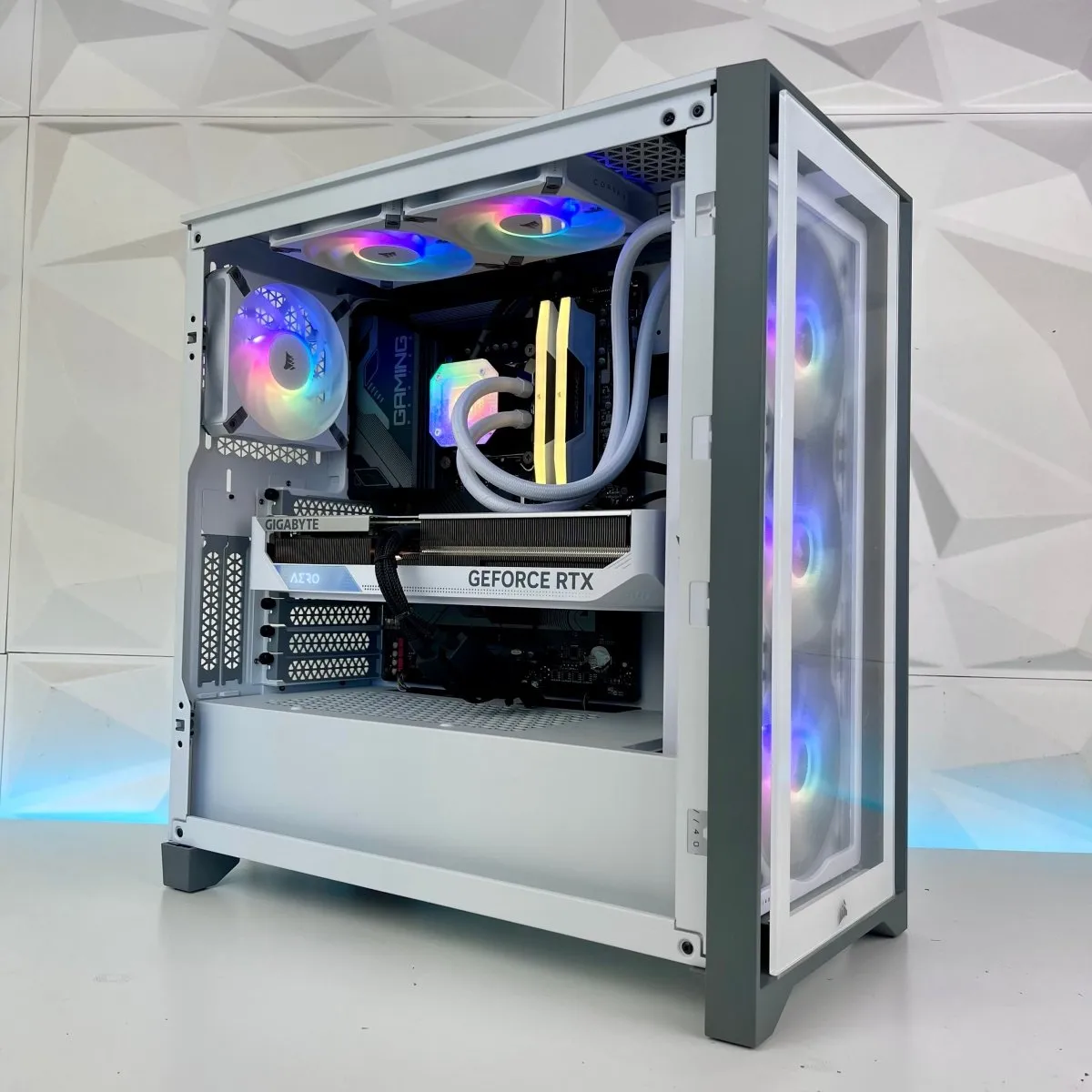 IGaming Core i7 14700KF | RTX 4070/4070 Ti | 32GB DDR5 Corsair Capellix Pro