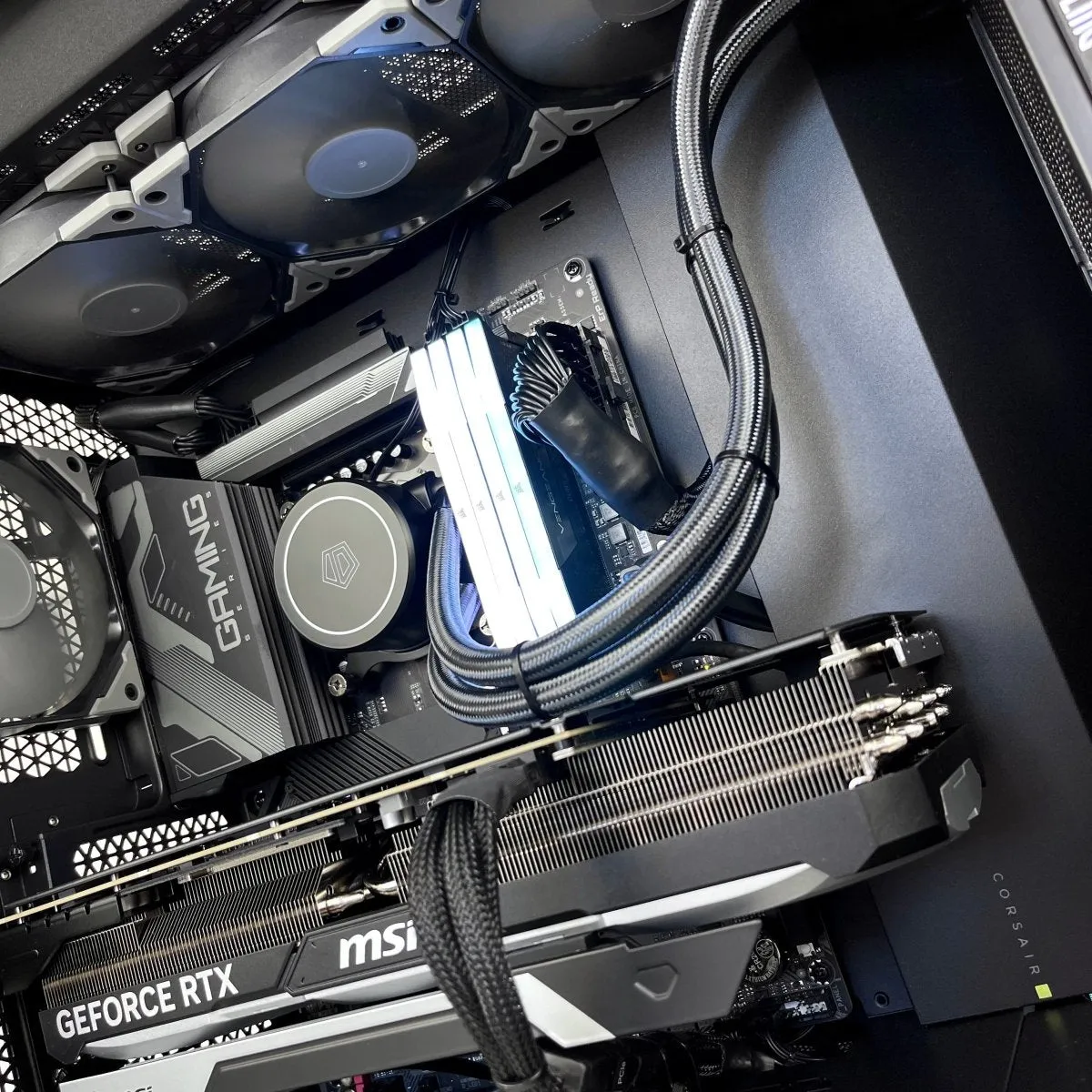 IGaming Intel Core i7 14700KF | RTX 4070Ti super/4080 | 32GB 6000MHz Spectre Pro