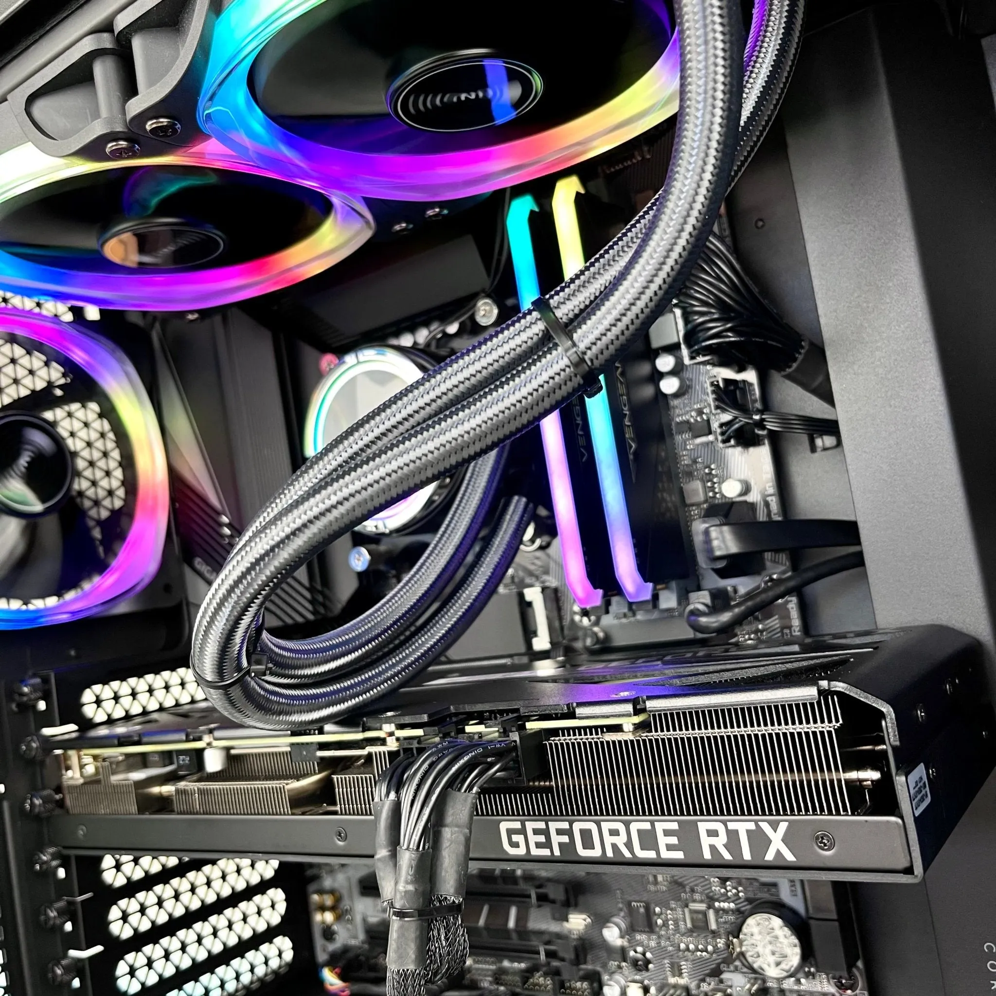 IGaming Intel Core i7 | RTX 4060Ti-4080 | 32GB DDR5 Phantom