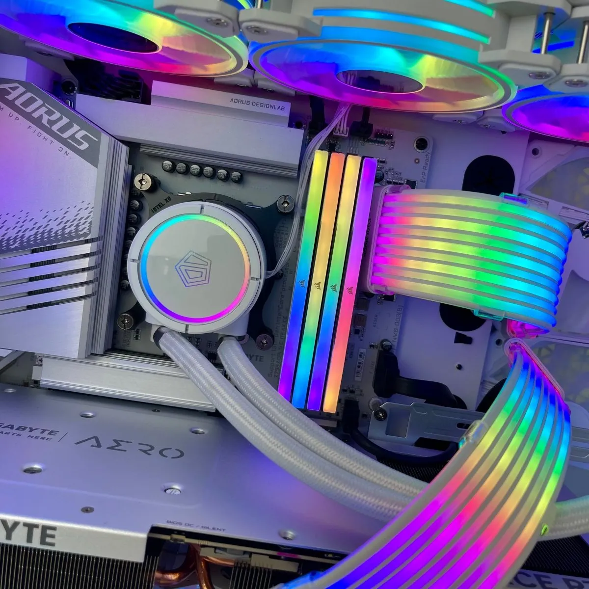 IGaming Intel Core i9 14900KF | RTX 4080S-4090 | 64GB Ram | 5000D Titan Frostfiend