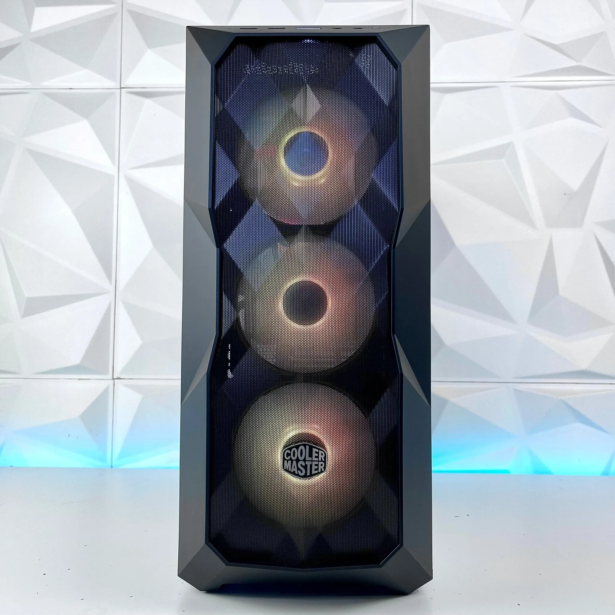 IGaming Ryzen 5 7600x DDR5 | RTX 4060-4070 Ti super | Black Crystal G1