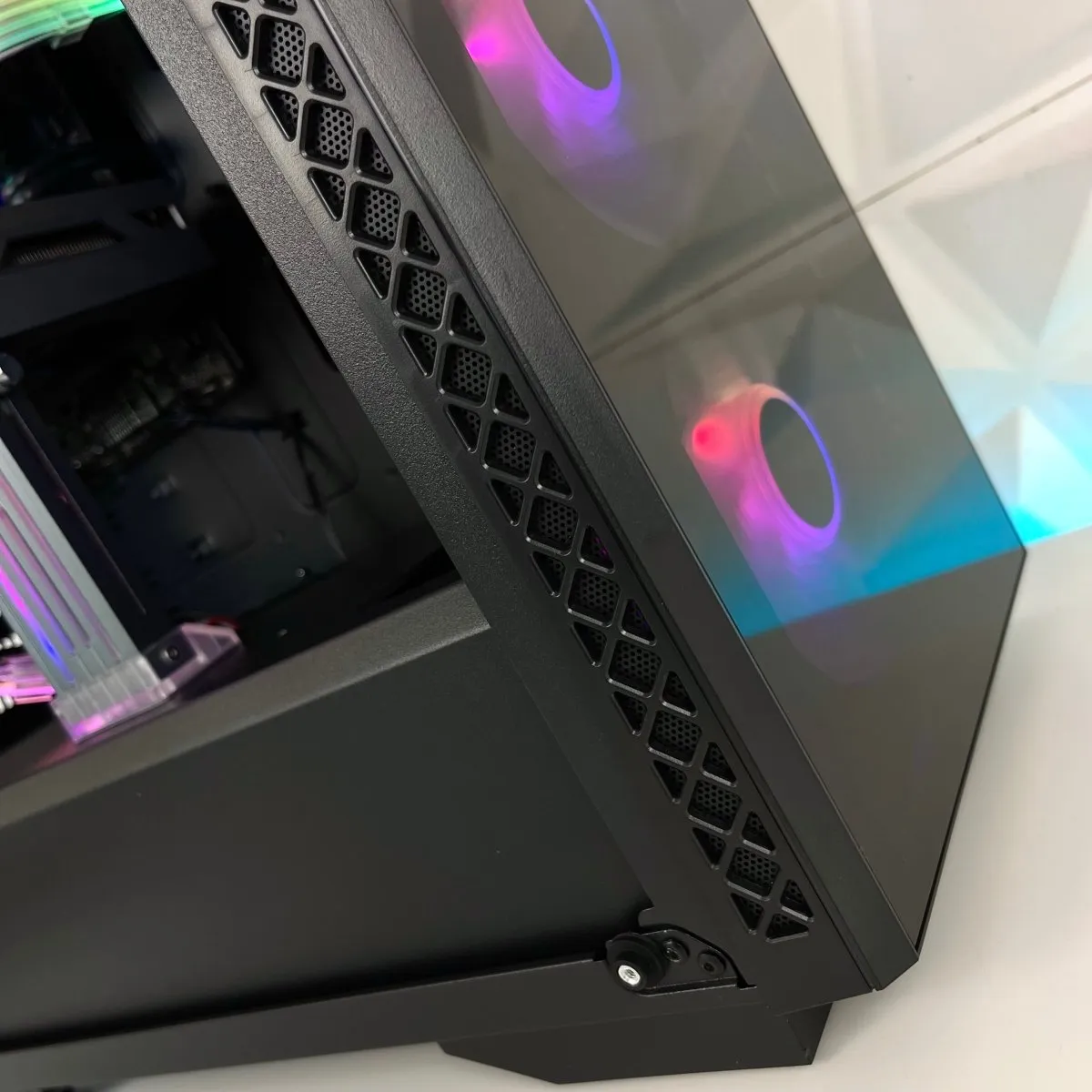 IGaming Ryzen 5 | RTX 4060/4060 ti | Rainbow Sage