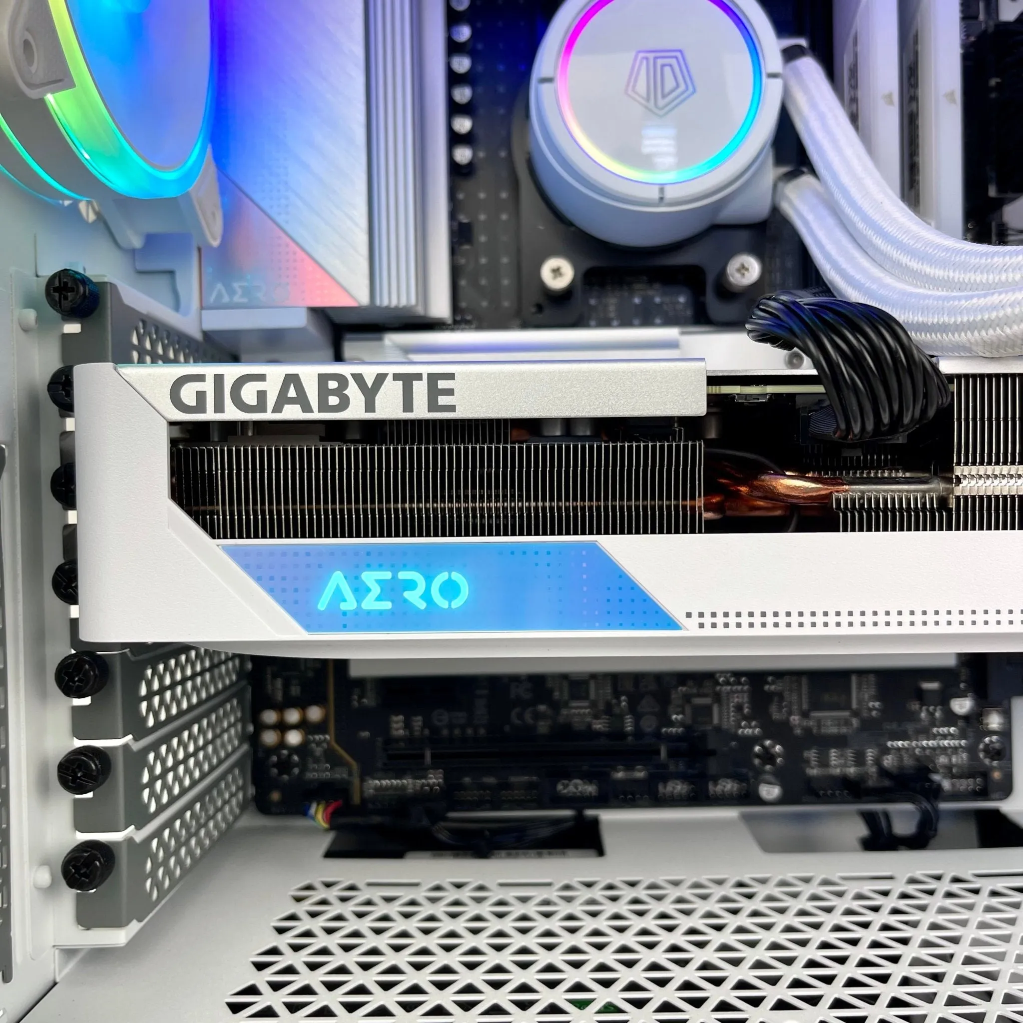 IGaming Ryzen 7 7700x | RTX 4070 Ti/4080 Super | 32GB DDR5 ArcticBlaze 4000D