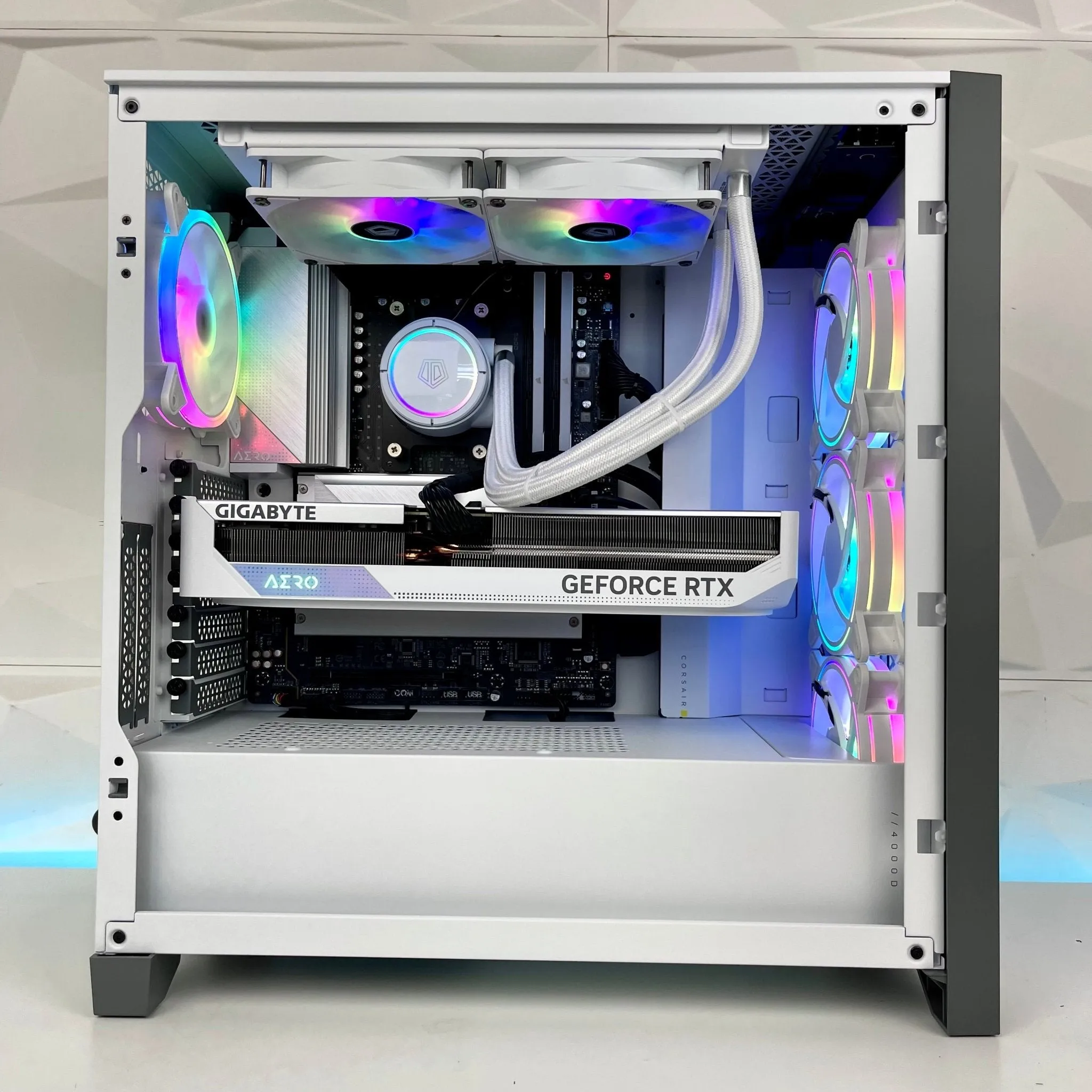 IGaming Ryzen 7 7700x | RTX 4070 Ti/4080 Super | 32GB DDR5 ArcticBlaze 4000D