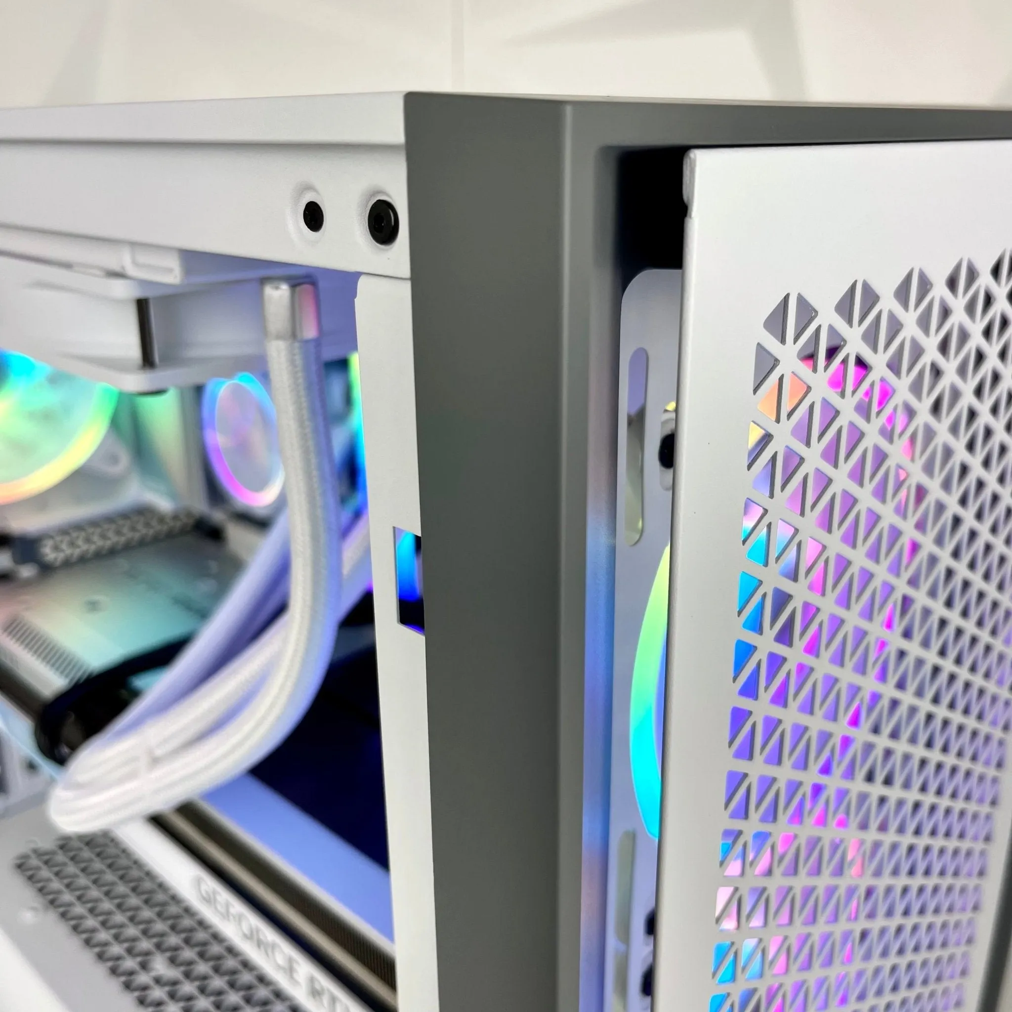 IGaming Ryzen 7 7700x | RTX 4070 Ti/4080 Super | 32GB DDR5 ArcticBlaze 4000D