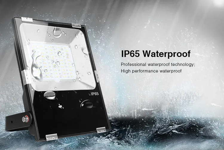 IP65 2.4G RF Wireless Control 50W Smart RGB CCT LED Flood Light