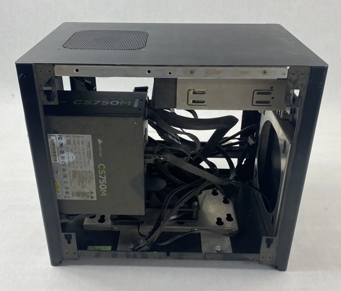 Lian Li PC-Q27 ITX Computer Case w/ Corsair CS750M 750W Power Supply