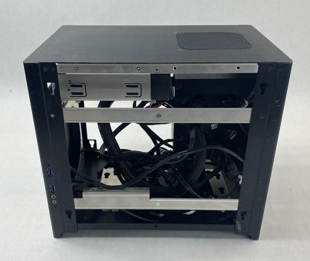 Lian Li PC-Q27 ITX Computer Case w/ Corsair CS750M 750W Power Supply
