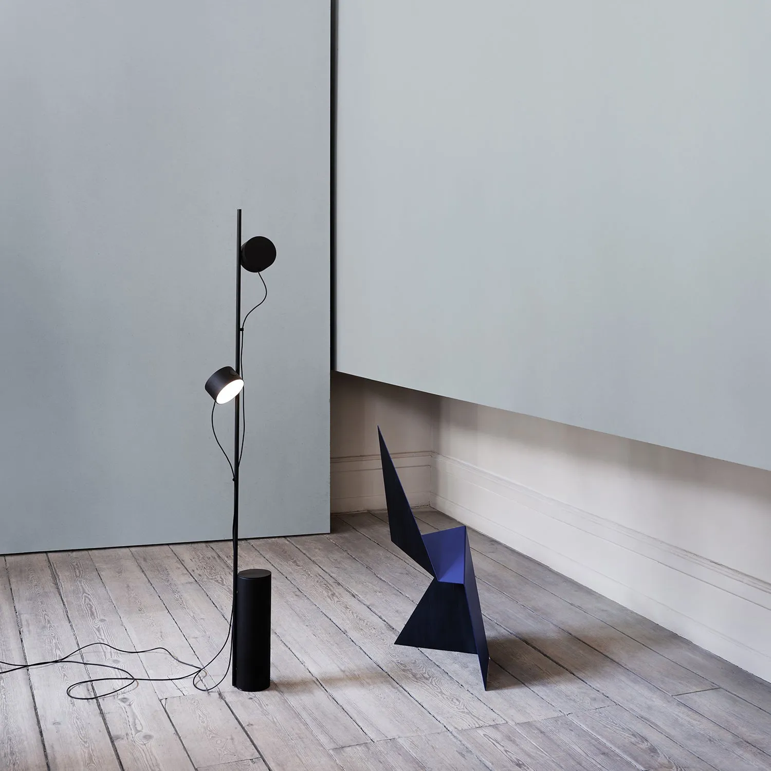 muuto | post floor lamp