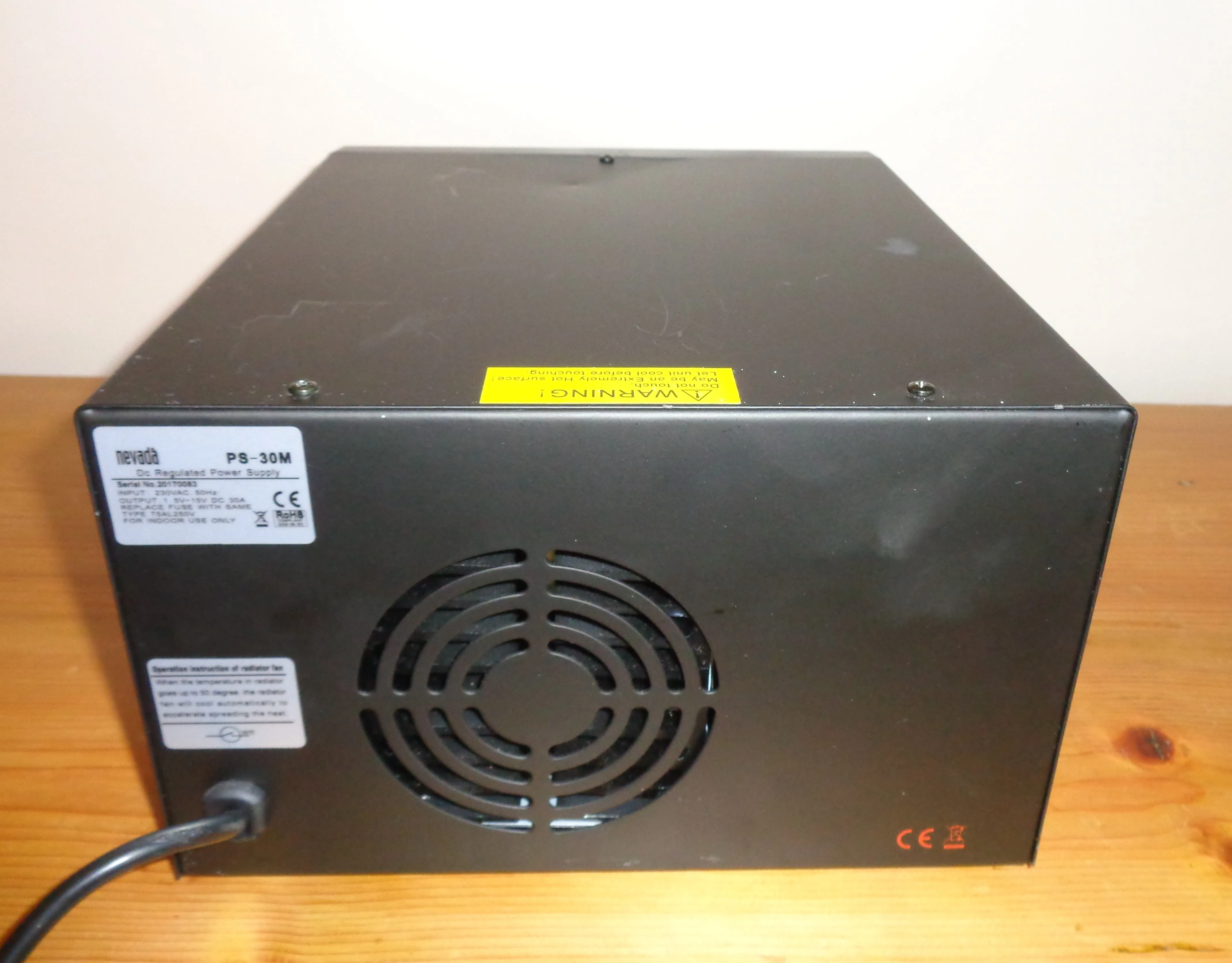 Nevada PS30M DC Regulated Power Supply Unit 25-30 Amp PSU 240V 50Hz