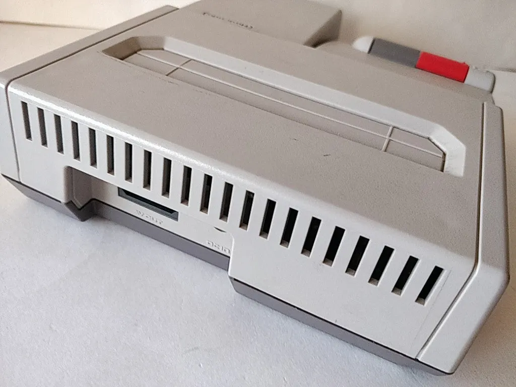 Nintendo New (AV) Famicom (NES2).Console,2 Pads,Manual,Game,Boxed tested-d0130-