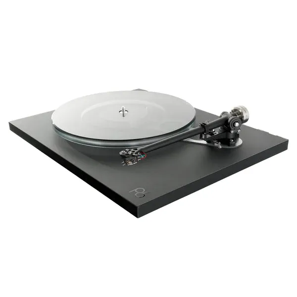 Rega Planar 6 Turntable with Neo PSU