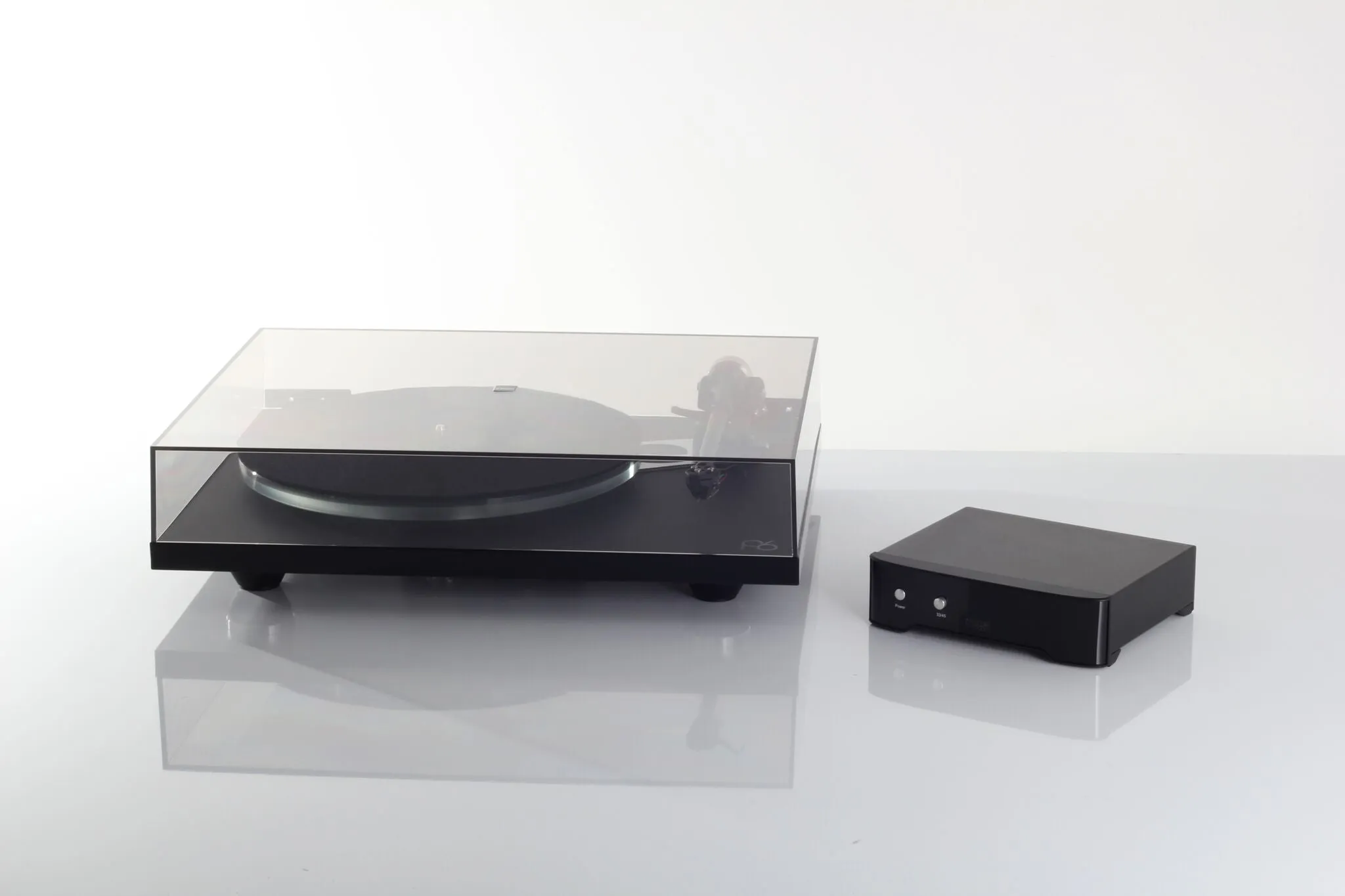 Rega Planar 6 Turntable with Neo TT-PSU Power Supply Upgrade