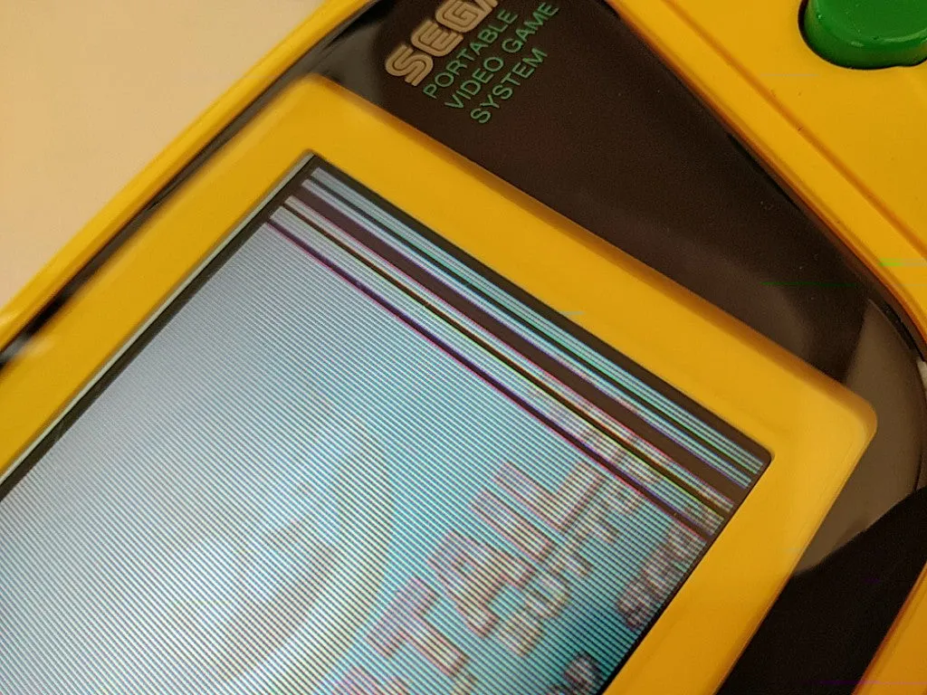 SEGA GAME GEAR HGG-3223 Yellow color Handheld Console/Has dead pixel line-d0223-