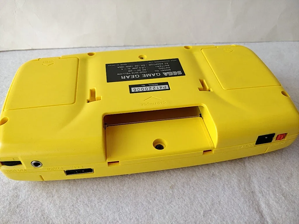 SEGA GAME GEAR HGG-3223 Yellow color Handheld Console/Has dead pixel line-d0223-