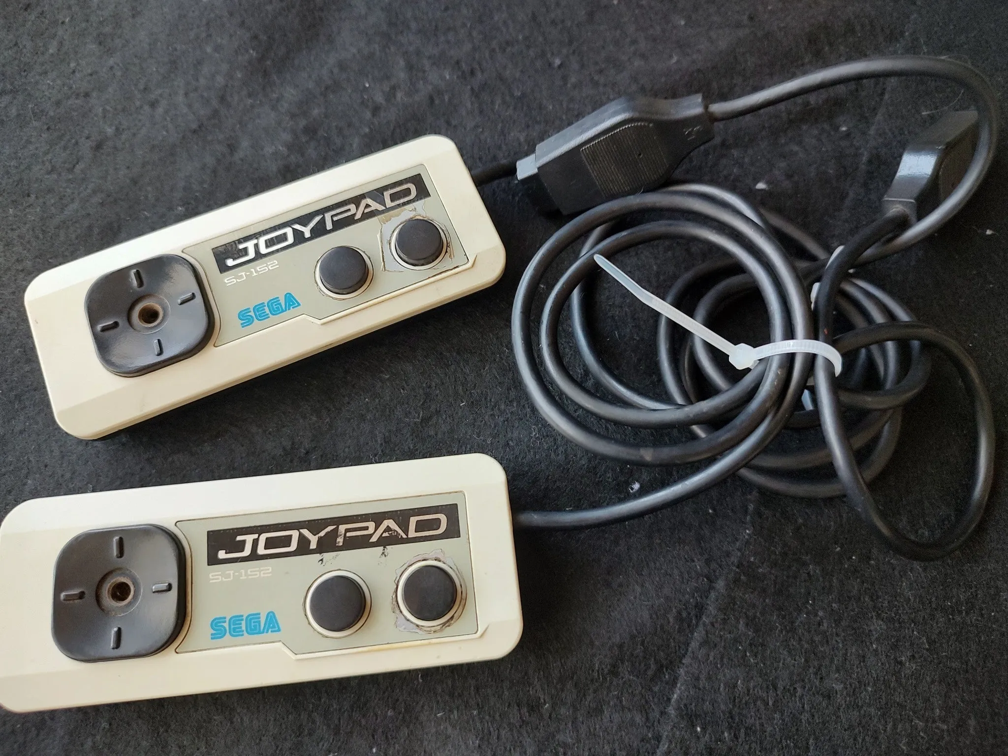SEGA MARK 3 III CONSOLE (Sega Master System) ,Pads set. Working -f0822-
