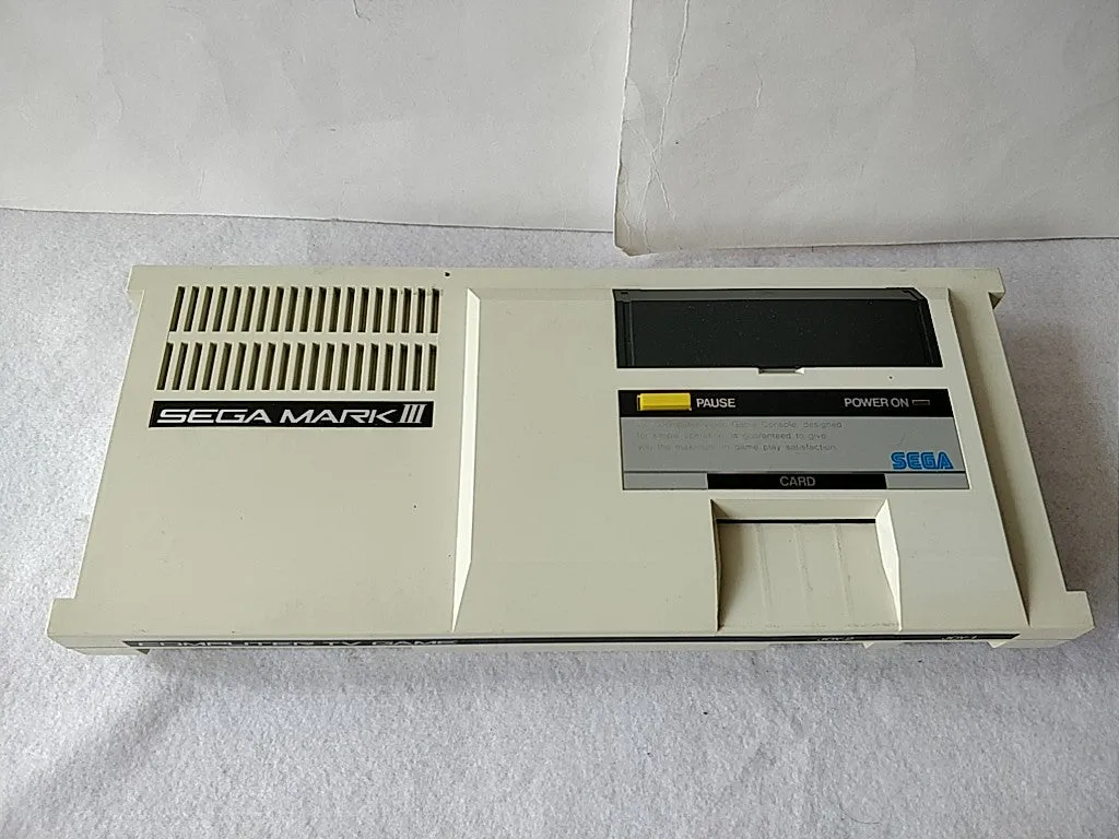 SEGA MARK 3 III CONSOLE (Sega Master System) ,Pads,PSU,AV cable,Game set-c0423-
