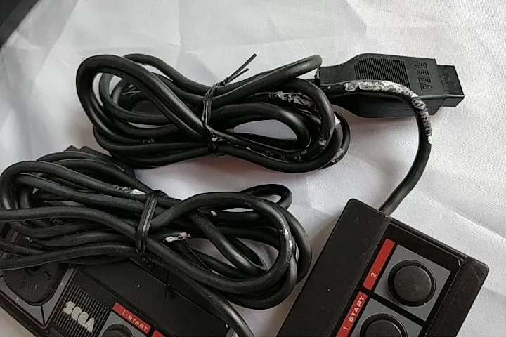 SEGA Master System Console MK-2000,Two Pads,PSU,Boxed set tested-a1126-