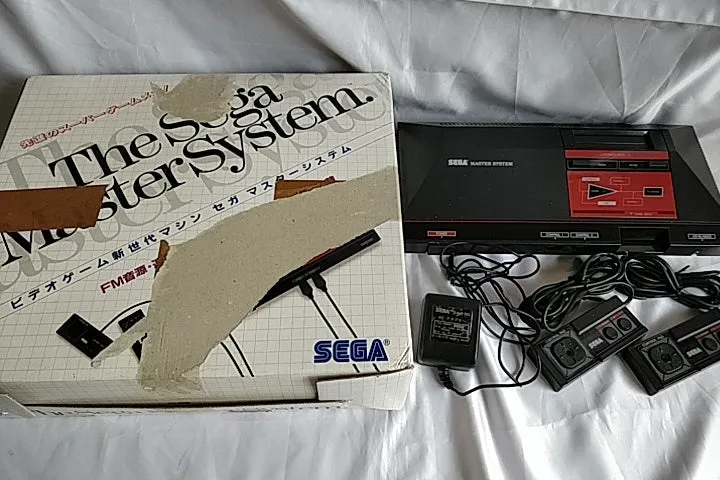 SEGA Master System Console MK-2000,Two Pads,PSU,Boxed set tested-a1126-